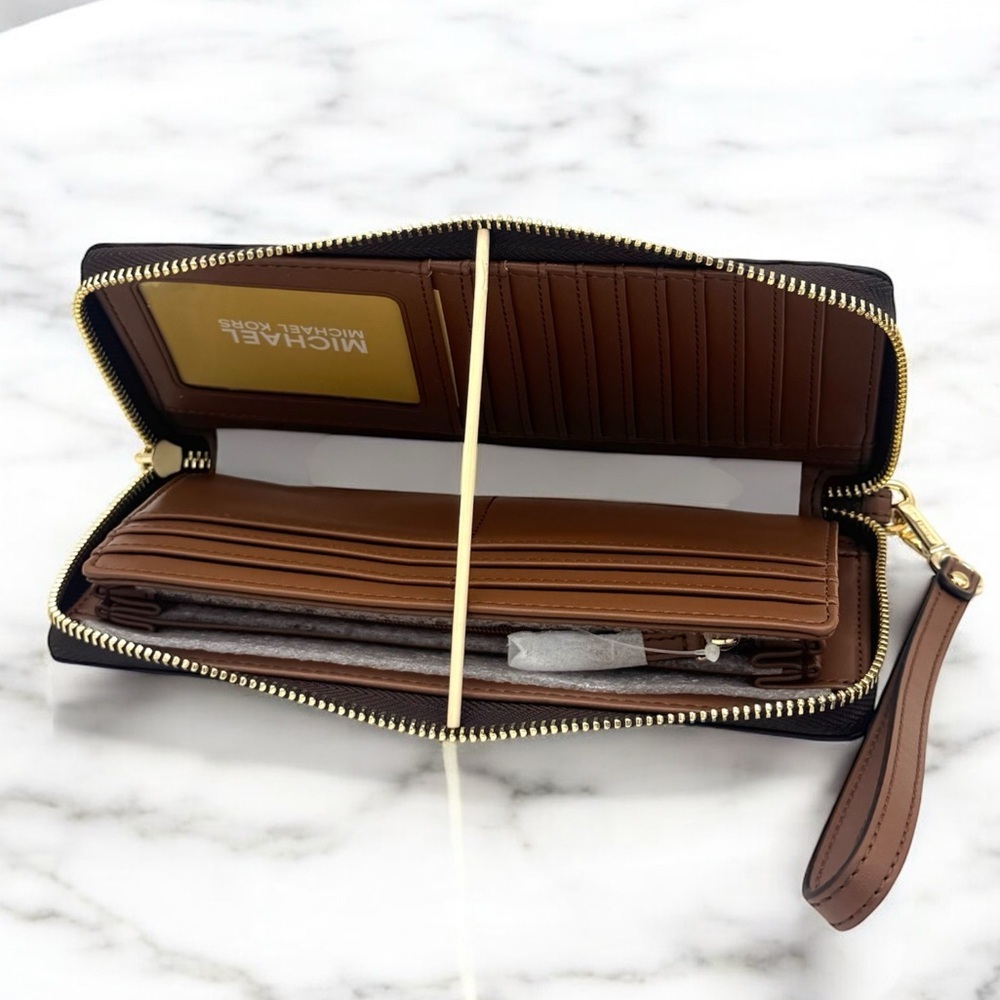 Michael Kors Large Continental Wallet Wristlet Brown Signature - Picture 7 of 8
